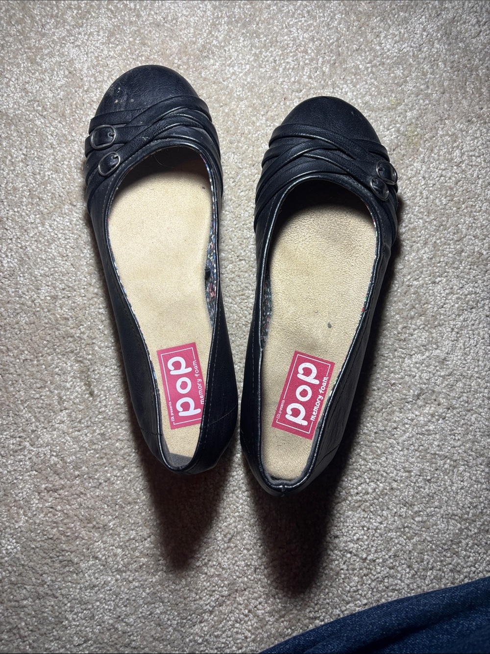 Pop brand black flats with silver details